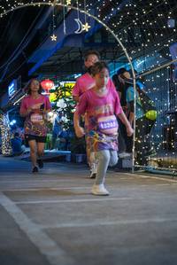 BIB: 10833, 15265
                            <button type="button" onclick="openModal(24677507)" class="btn btn-primary btn-sm float-right btn-popup" data-toggle="modal" data-target=".modal-high-quality">
                        <i class="fas fa-shopping-cart"></i> Add to Cart
                    </button>
                                            <button type="button" onclick="isThisMe(24677507, true)" class="btn btn-success btn-sm float-right btn-popup btn-isme hidden" data-toggle="tooltip" data-placement="bottom" title="นี่คือรูปของคุณใช่ไหม คลิกที่นี่เพื่อเอาเข้าอัลบั้ม">
                        <i class="fas fa-plus"></i> Add to album
                    </button>
                    <button type="button" onclick="isThisMe(24677507, false)" class="btn btn-warning btn-sm float-right btn-popup btn-isnotme hidden">
                        <i class="fas fa-ban"></i> Remove from album
                    </button>